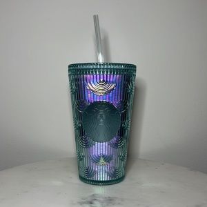 Starbucks 16oz iced tumbler. With straw.